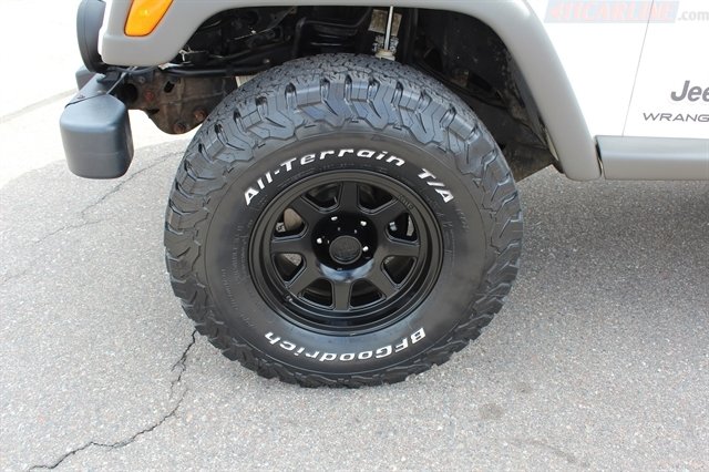 Used 2006 Jeep Wrangler Sport w/ 30" Tire & Wheel Group AWD/4WD image 4