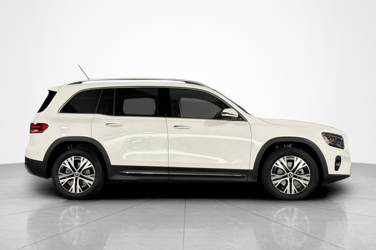 New 2026 Mercedes-Benz GLB 250 image 6