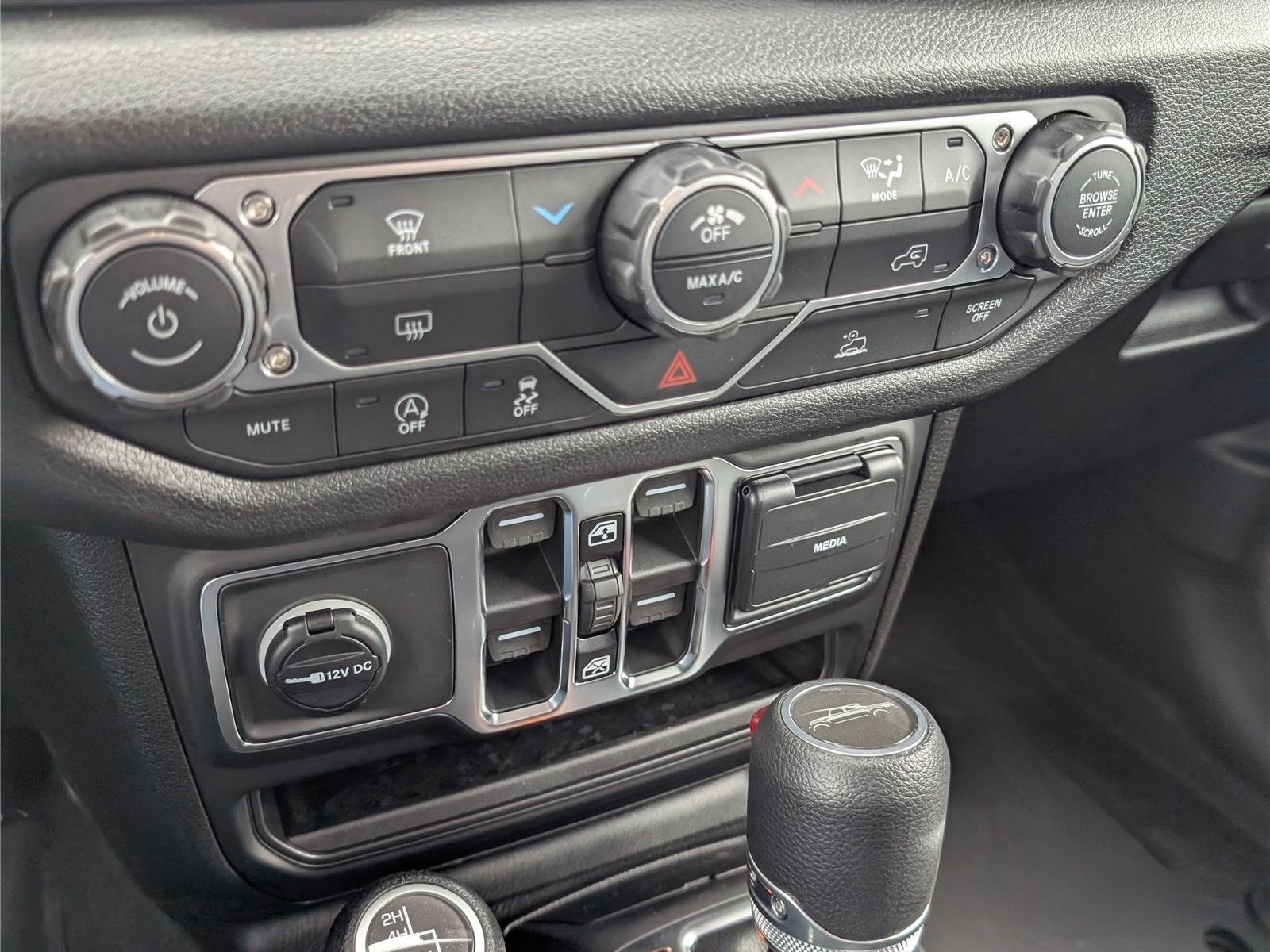 New 2026 Jeep Gladiator Sport AWD/4WD image 20