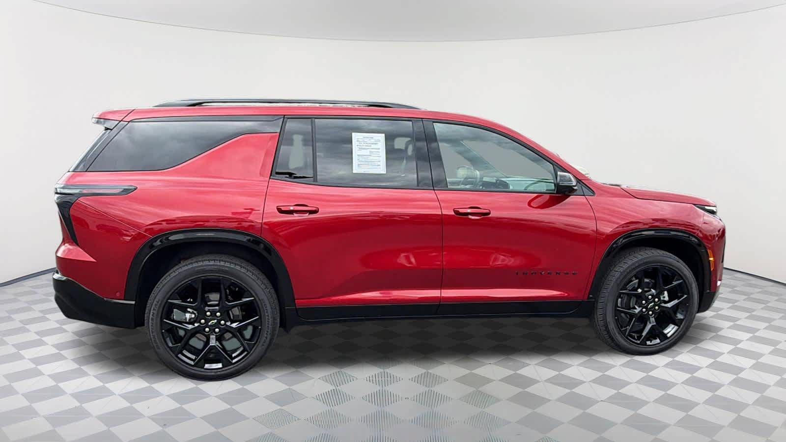 Used 2026 Chevrolet Traverse RS AWD/4WD image 4