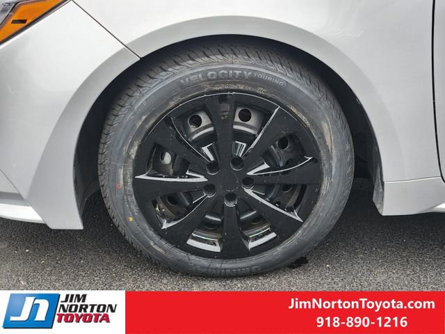 Used 2024 Toyota Corolla LE FWD image 12