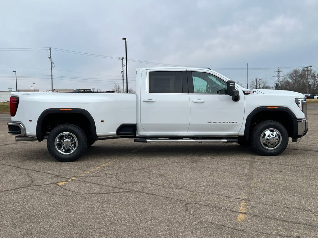 New 2026 GMC Sierra 3500 SLE w/ SLE Value Package image 49