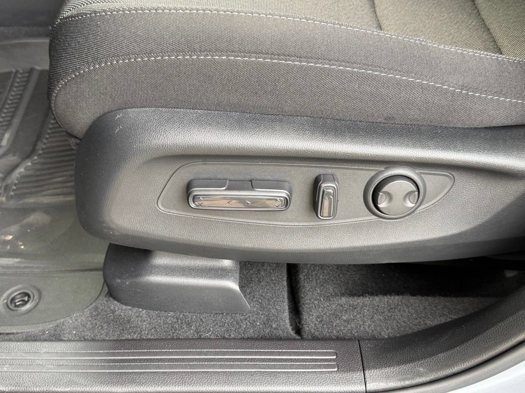 Certified 2026 Honda CR-V EX image 28