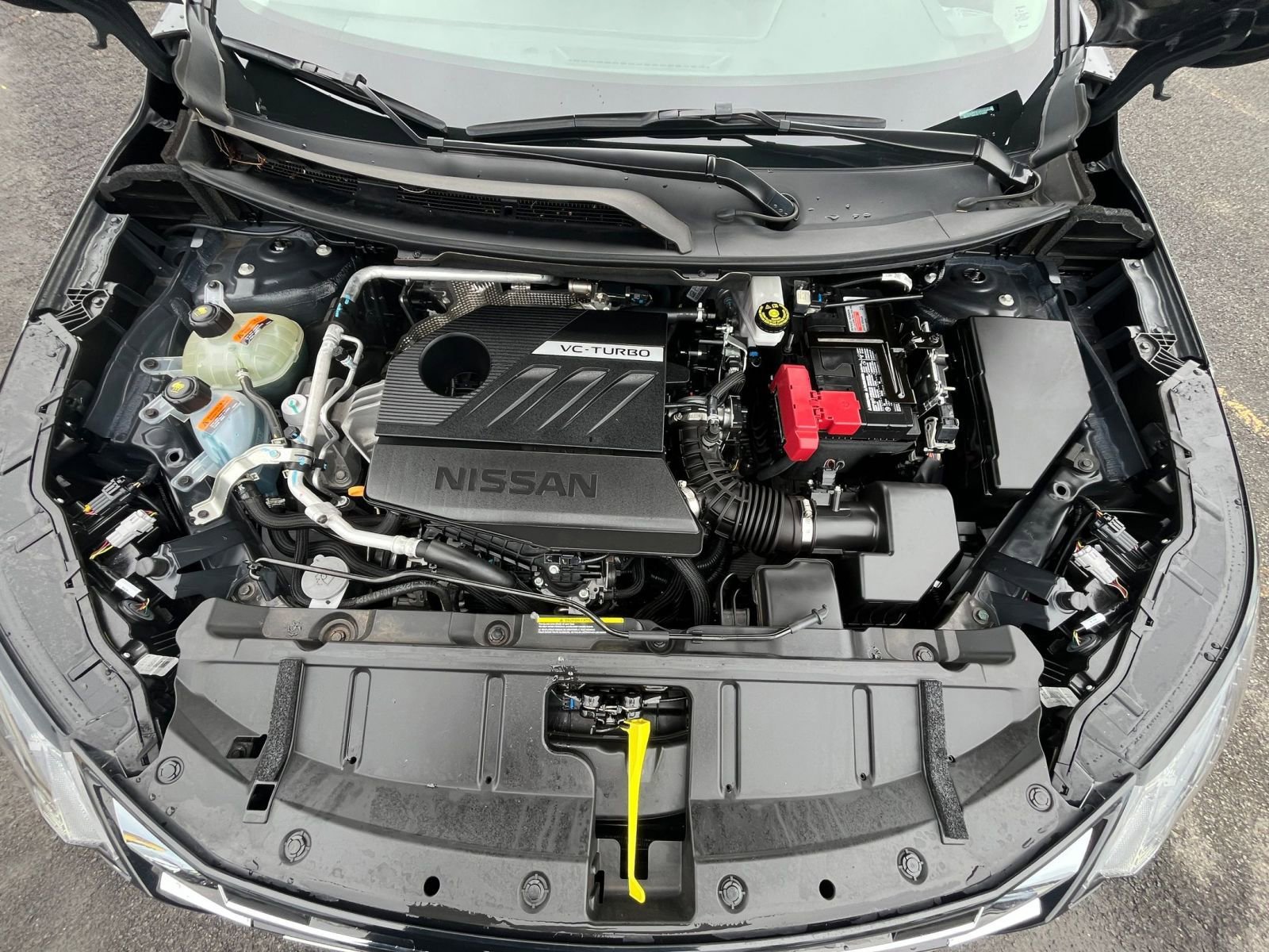 Used 2025 Nissan Rogue SV image 34