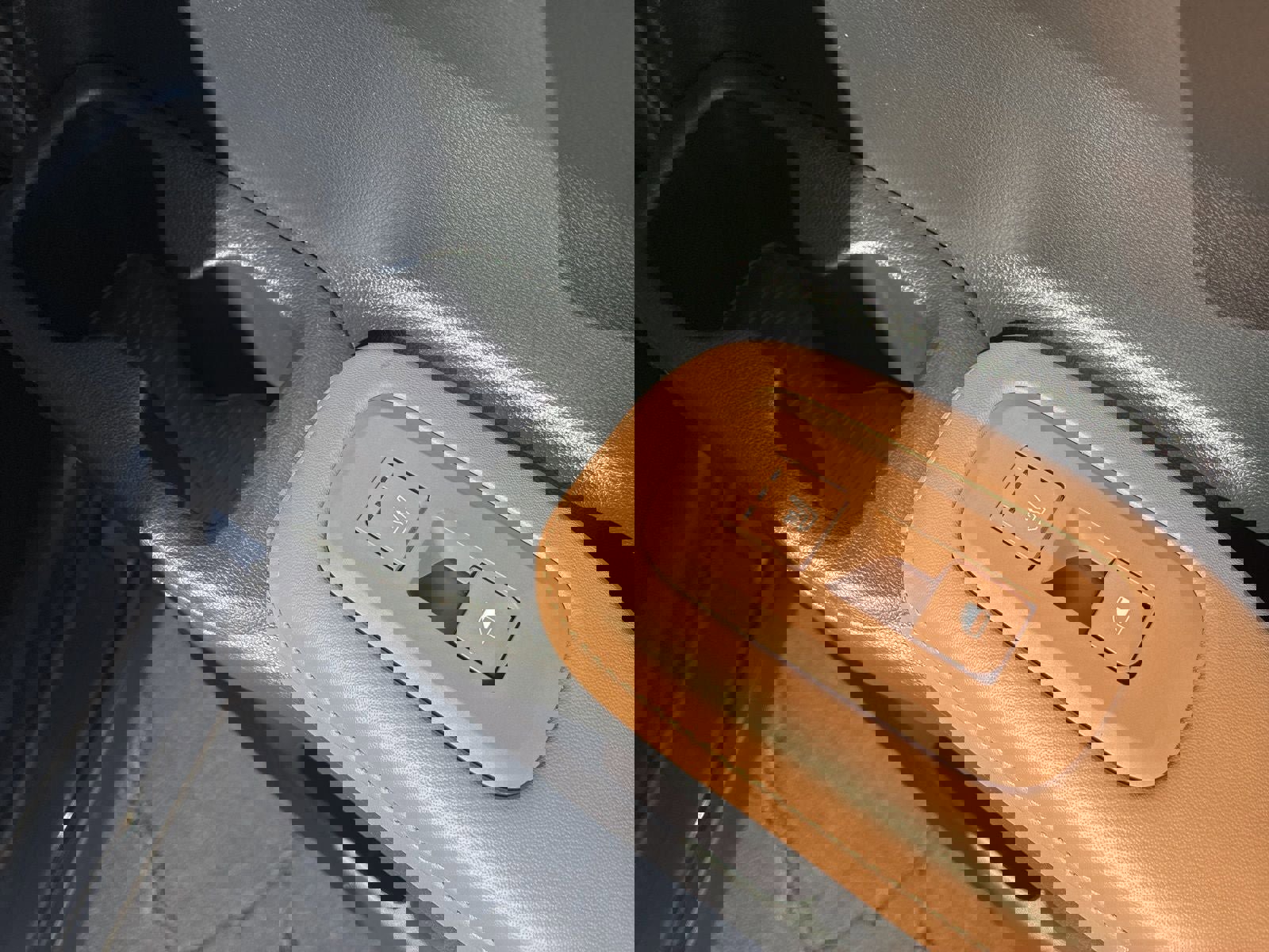 Used 2024 Hyundai Santa Fe Limited image 22