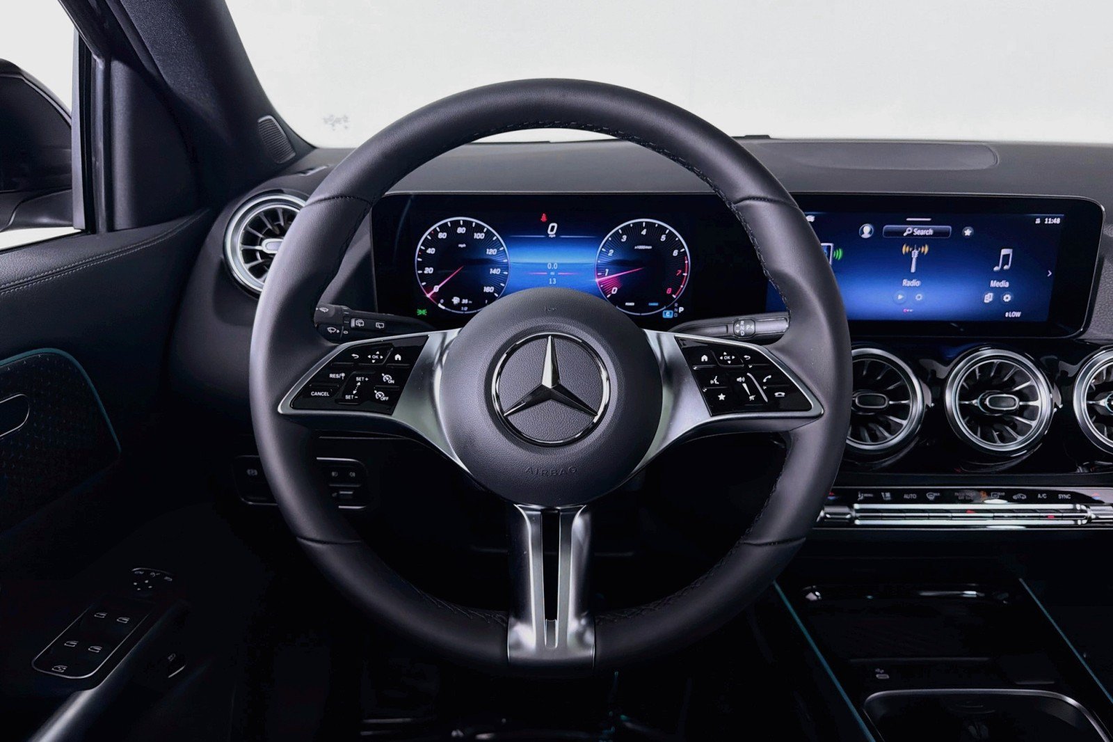 New 2026 Mercedes-Benz GLA 250 image 17