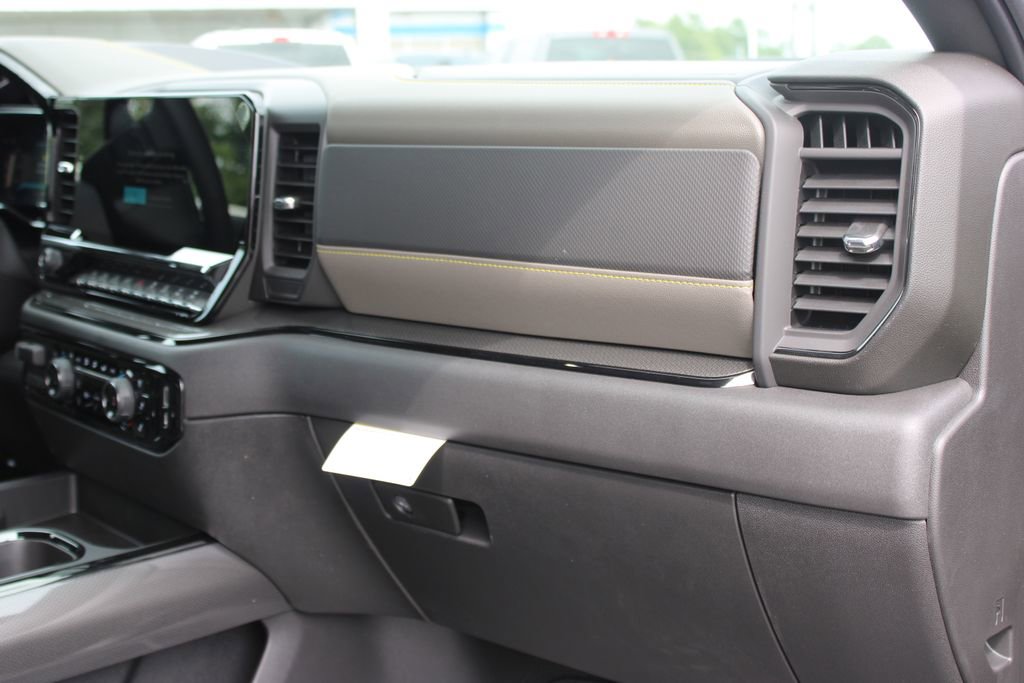 New 2026 Chevrolet Silverado 1500 ZR2 AWD/4WD image 32