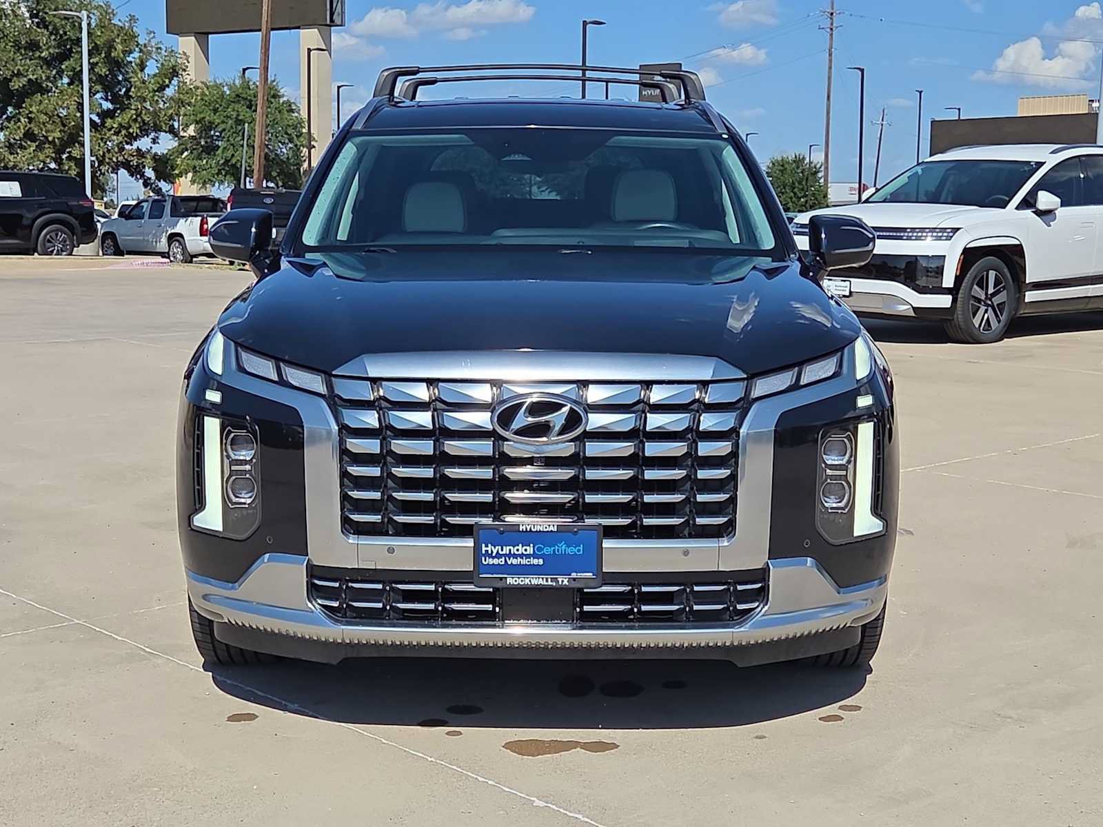 Certified 2023 Hyundai Palisade Calligraphy FWD image 3