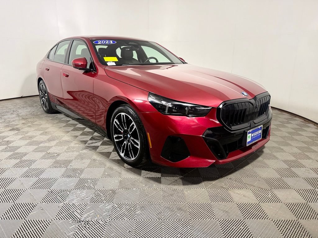 Used 2024 BMW 530i xDrive w/ M Sport Package AWD/4WD image 9