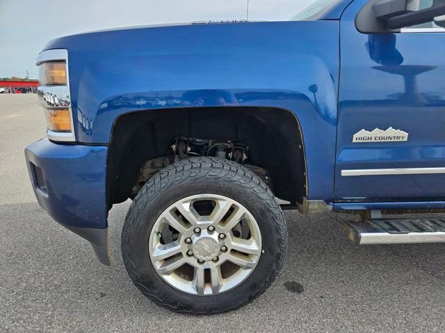 Used 2015 Chevrolet Silverado 2500 High Country w/ Duramax Plus Package image 26