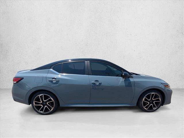 Used 2024 Nissan Sentra SR FWD image 4