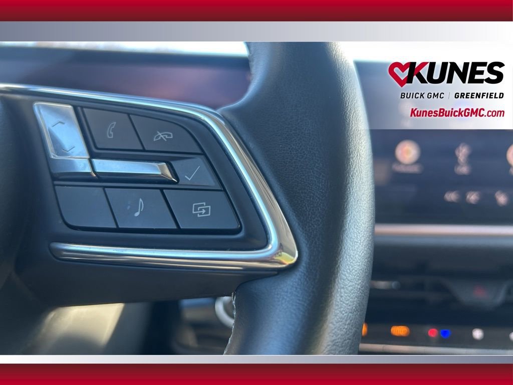 Used 2024 Buick Envision Sport Touring image 18