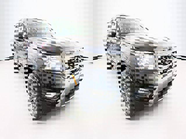 New 2025 Nissan Frontier SV w/ SV Convenience Package image 3