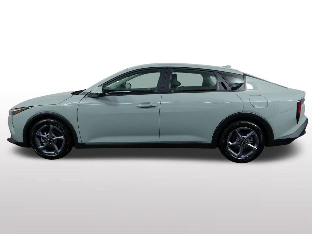Certified 2025 Kia K4 FWD image 6