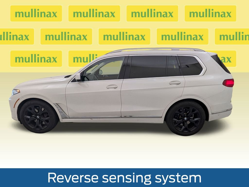 Used 2022 BMW X7 xDrive40i w/ Executive Package AWD/4WD image 11