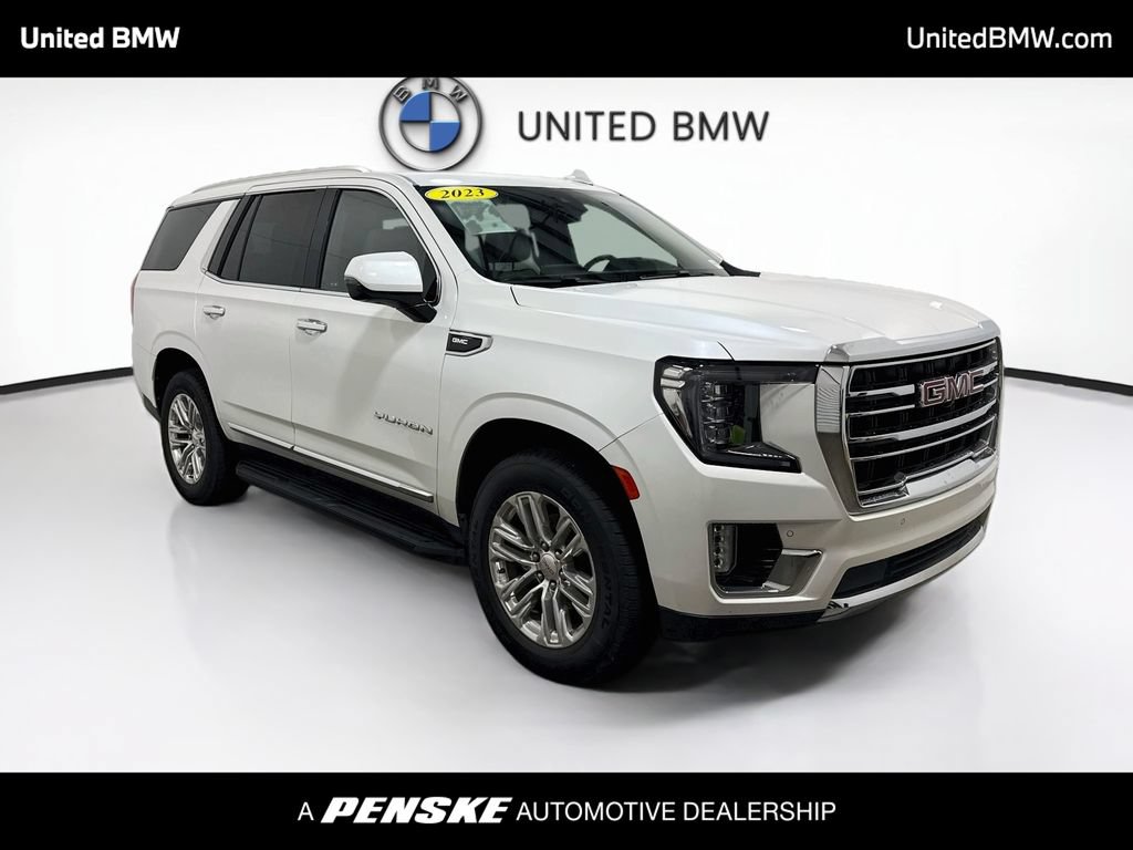 Used 2023 GMC Yukon SLT w/ SLT Premium Package AWD/4WD image 3