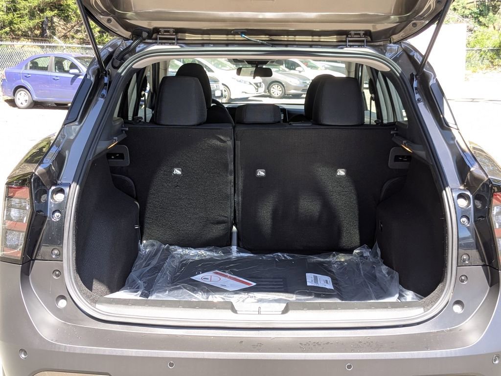 New 2026 Nissan Kicks S image 25