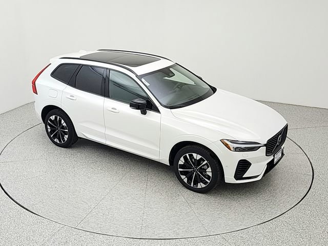 New 2026 Volvo XC60 T8 Plus w/ Climate Package AWD/4WD image 15