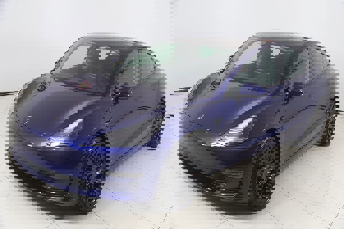 Used 2022 Tesla Model 3 Performance image 23