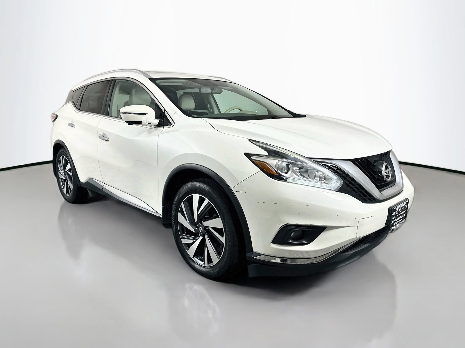 Used 2016 Nissan Murano Platinum w/ Platinum Technology Package AWD/4WD image 1