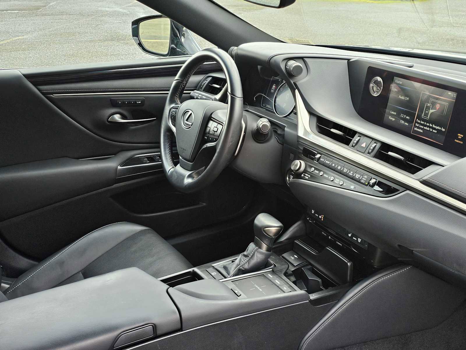 Used 2021 Lexus ES 350 w/ Premium Package image 10