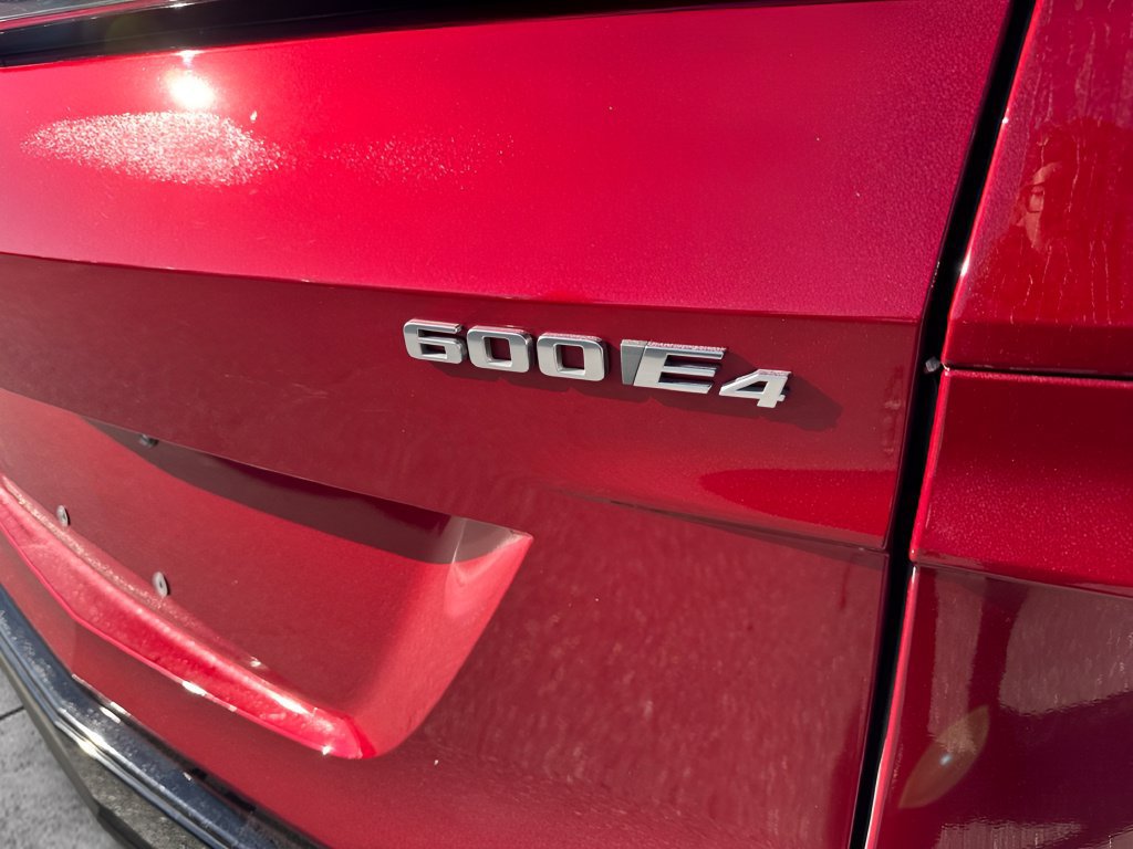 Used 2024 Cadillac Lyriq Sport AWD/4WD image 30