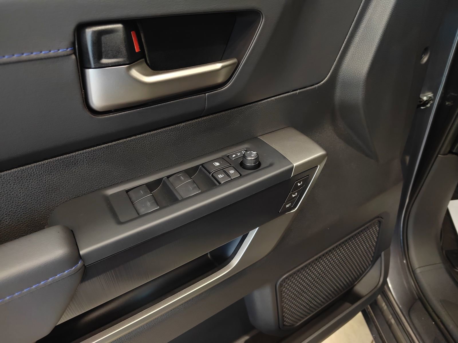 New 2026 Toyota Sequoia Platinum image 9