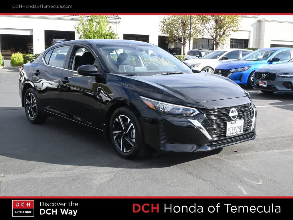 Used 2025 Nissan Sentra SV FWD image 3