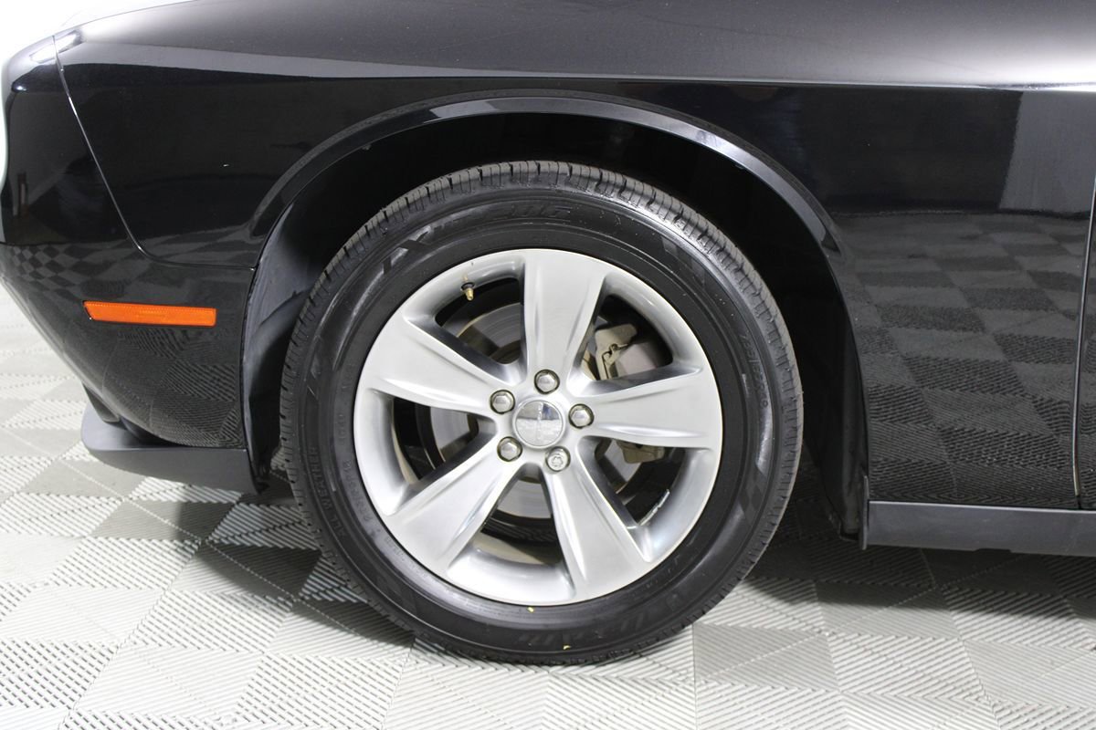 Used 2021 Dodge Challenger SXT image 26