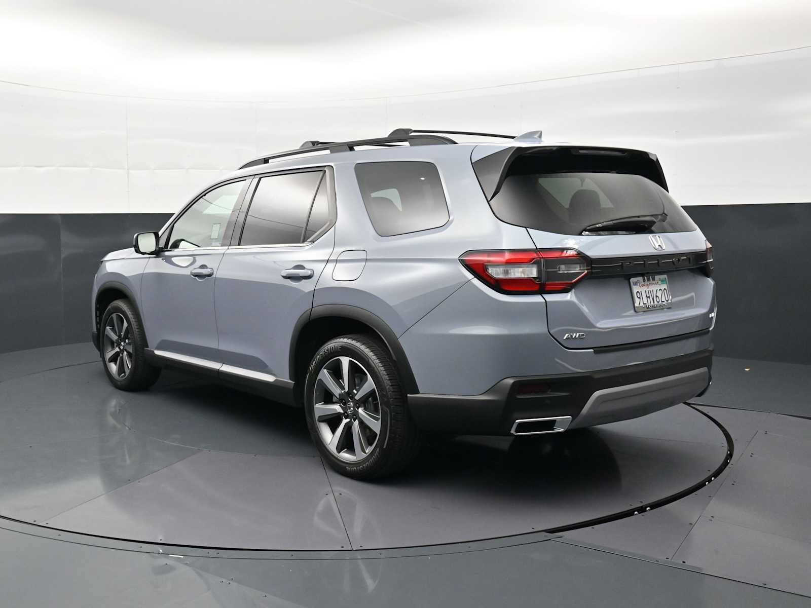 Used 2024 Honda Pilot Elite image 7