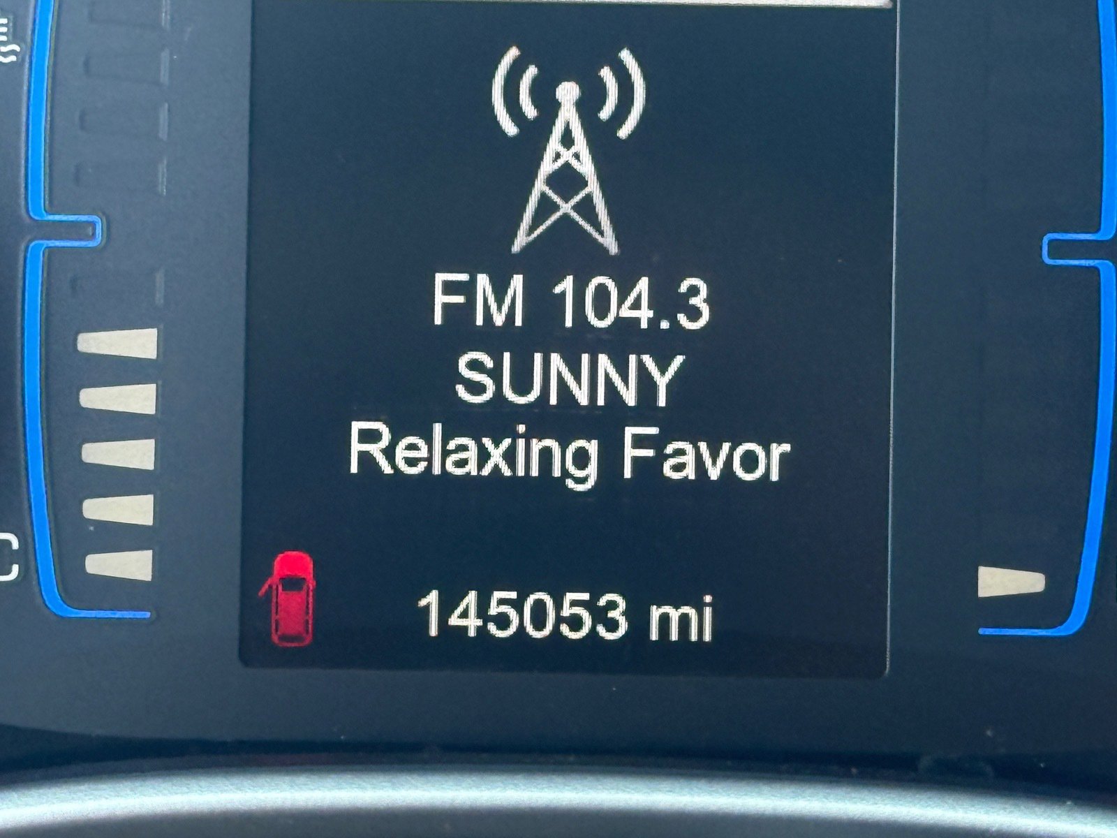 Used 2017 Chrysler Pacifica Touring-L w/ Tire & Wheel Group image 31