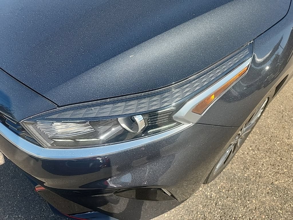 Certified 2023 Kia Forte GT-Line w/ GT-Line Technology Package FWD image 5