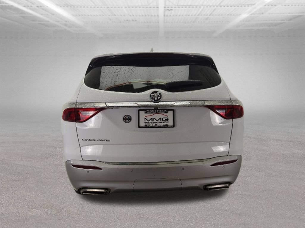 Used 2023 Buick Enclave Essence FWD image 5