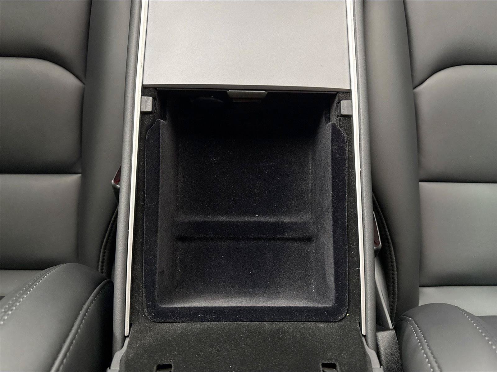 Used 2025 Tesla Model Y Long Range AWD/4WD image 29
