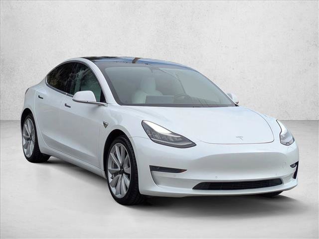 Used 2020 Tesla Model 3 Standard Range Plus image 3