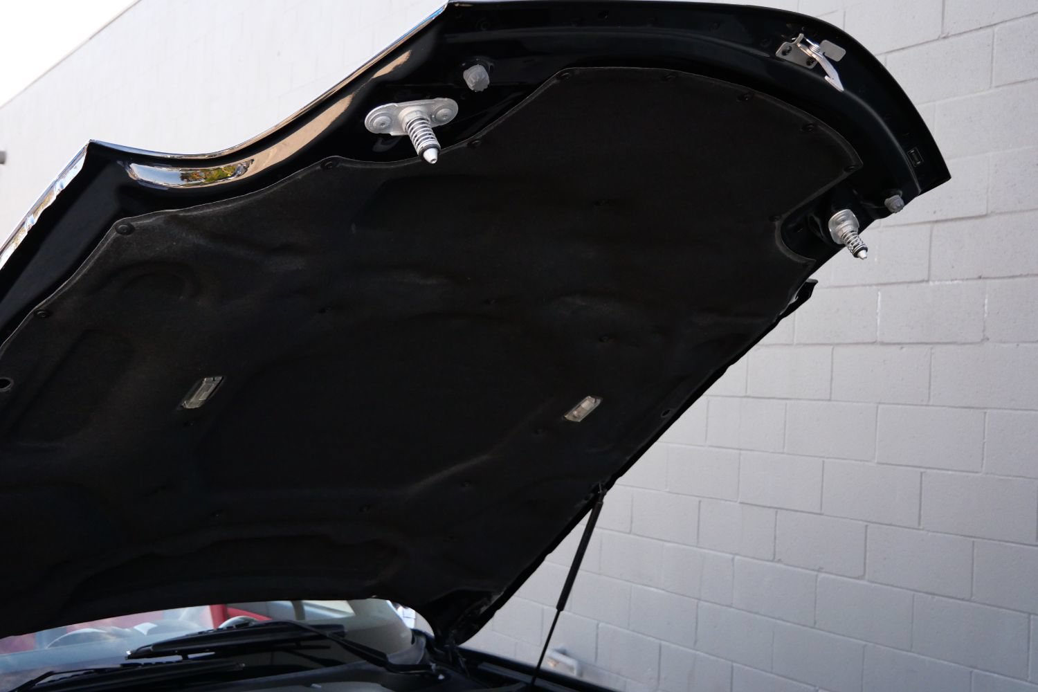 Used 2001 BMW Z8 RWD image 97