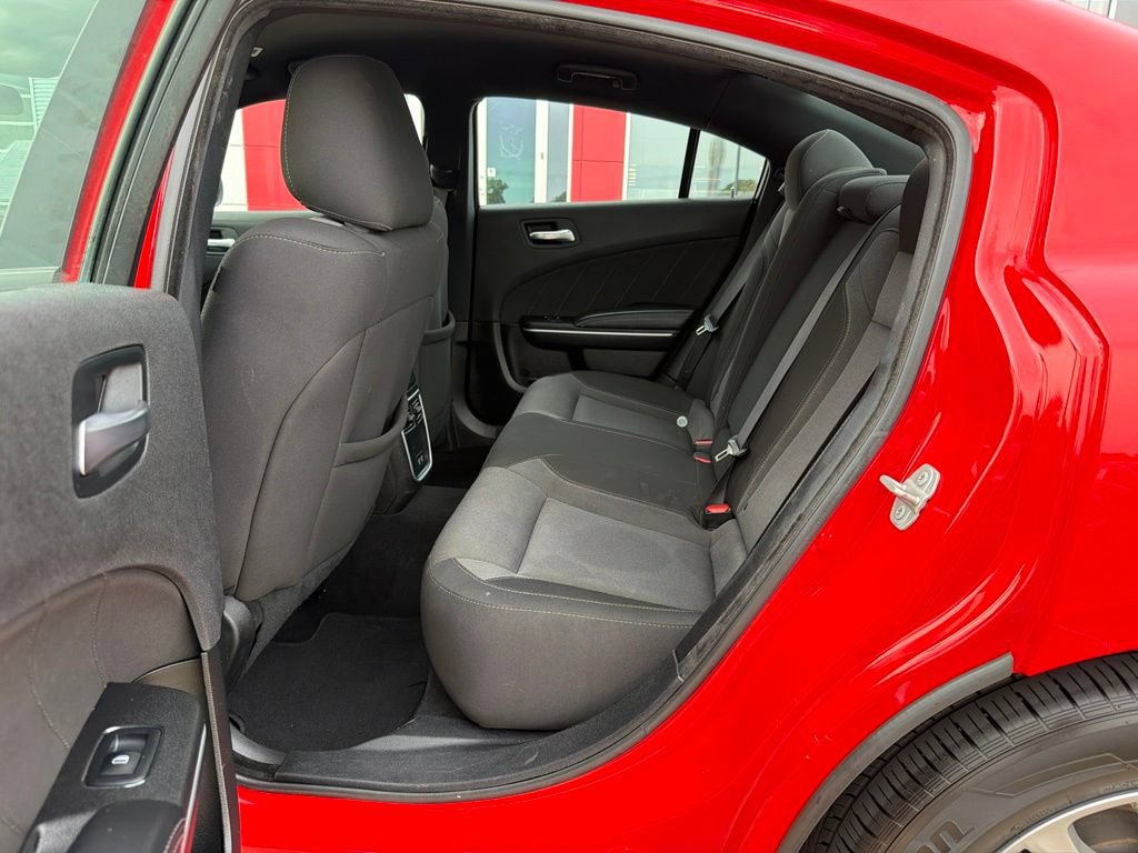 Used 2022 Dodge Charger SXT RWD image 15