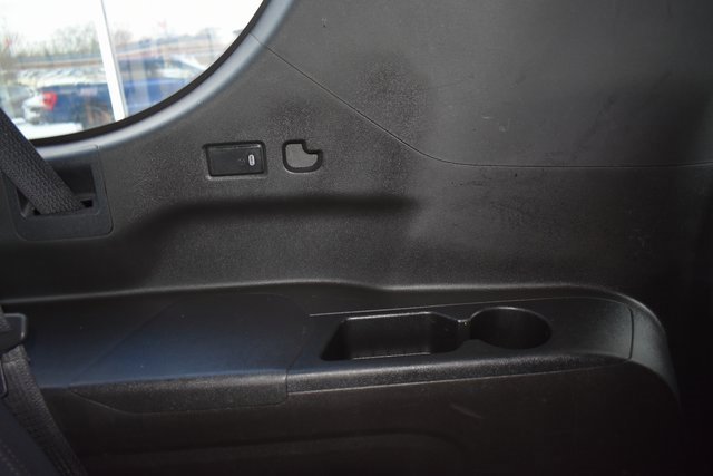 Used 2021 GMC Yukon XL SLE image 41