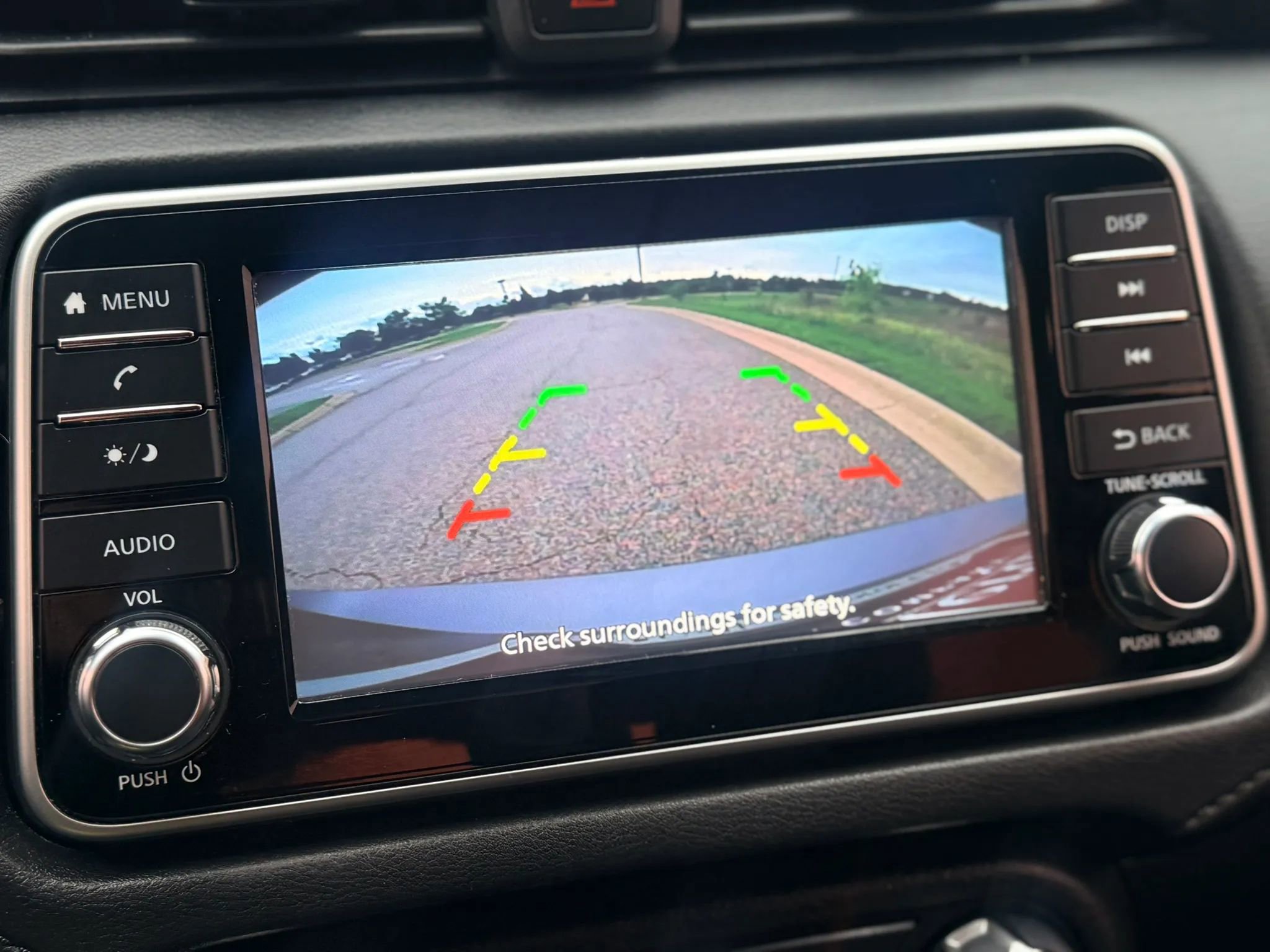 Used 2020 Nissan Versa S FWD image 3