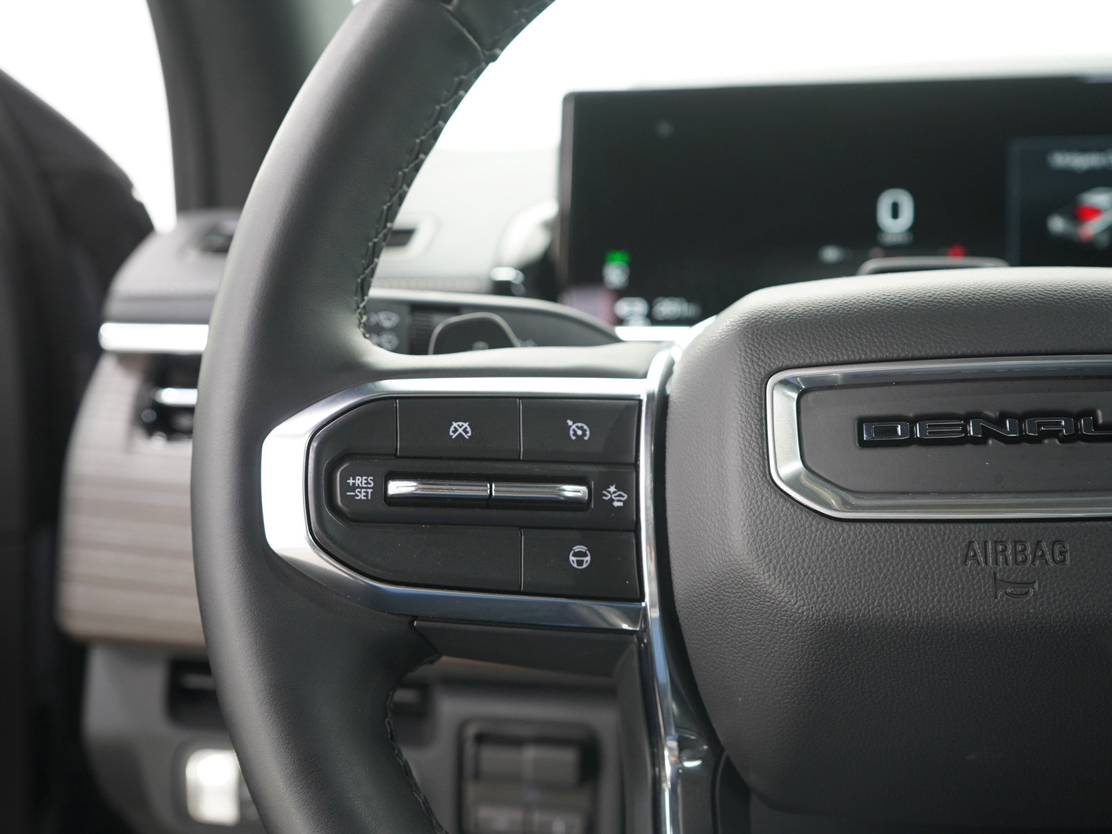 Used 2024 GMC Sierra EV Denali image 22