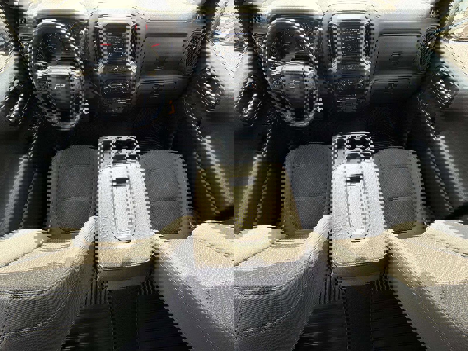 Certified 2019 Chevrolet Silverado 1500 Custom Trail Boss w/ Custom Convenience Package image 2