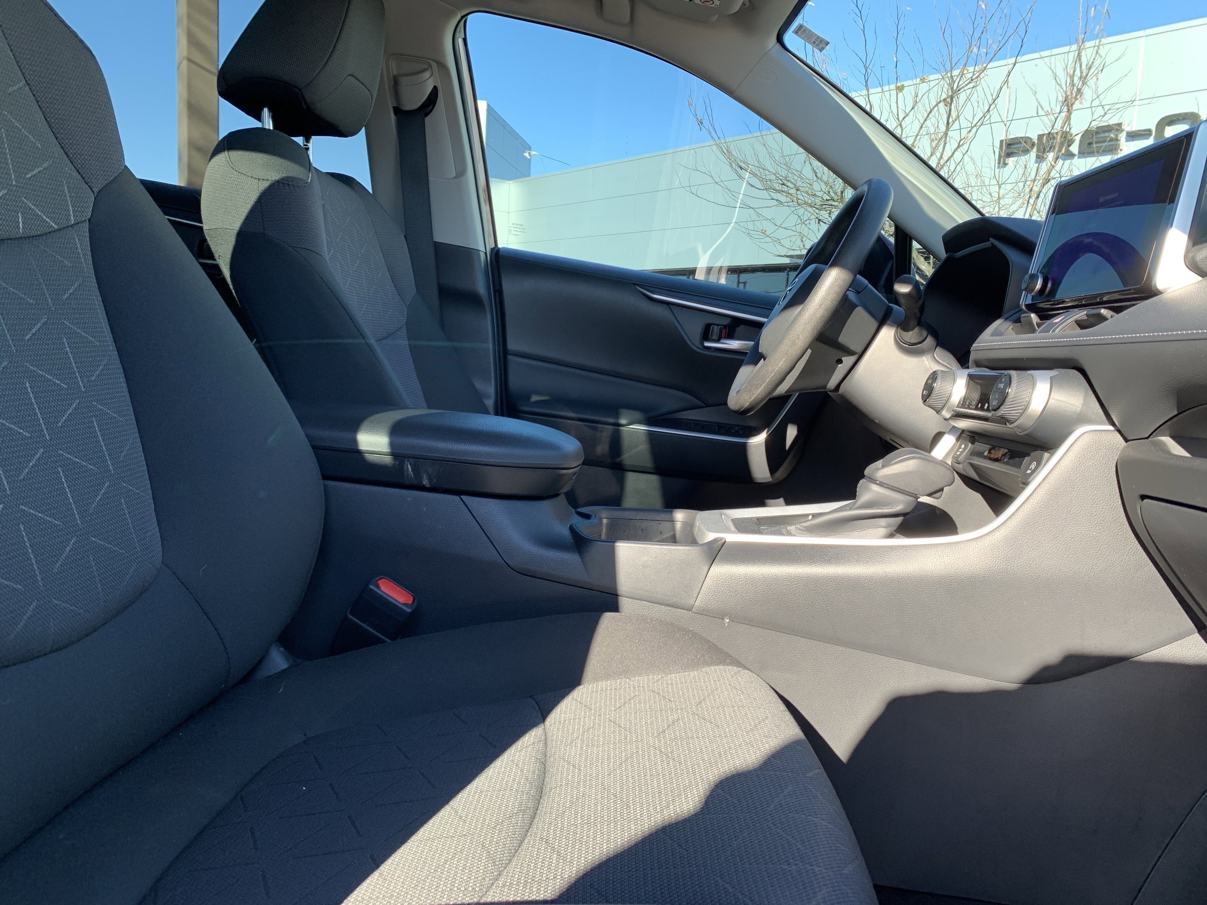 Used 2023 Toyota RAV4 XLE image 35