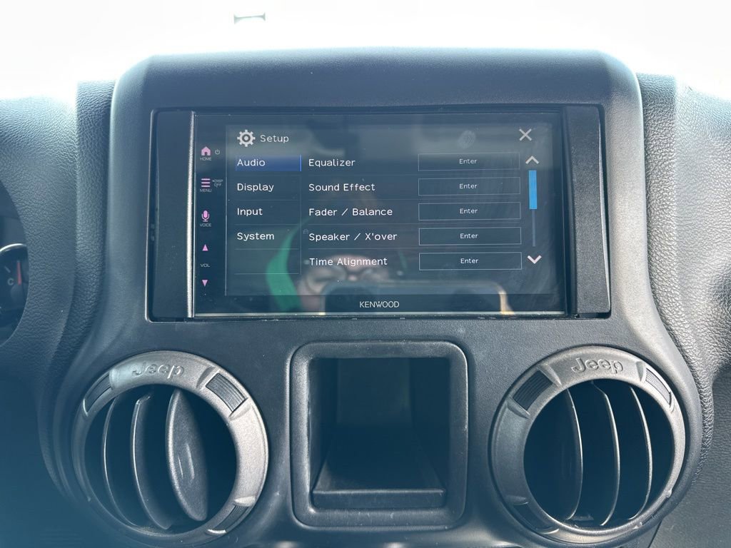 Used 2017 Jeep Wrangler Unlimited Sport w/ Connectivity Group image 39