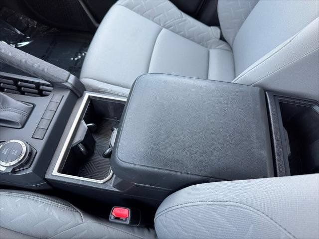 Certified 2025 Toyota Tacoma SR5 AWD/4WD image 57