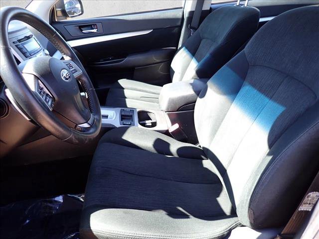 Used 2013 Subaru Legacy 2.5i Premium w/ All-Weather Pkg + Moonroof AWD/4WD image 9