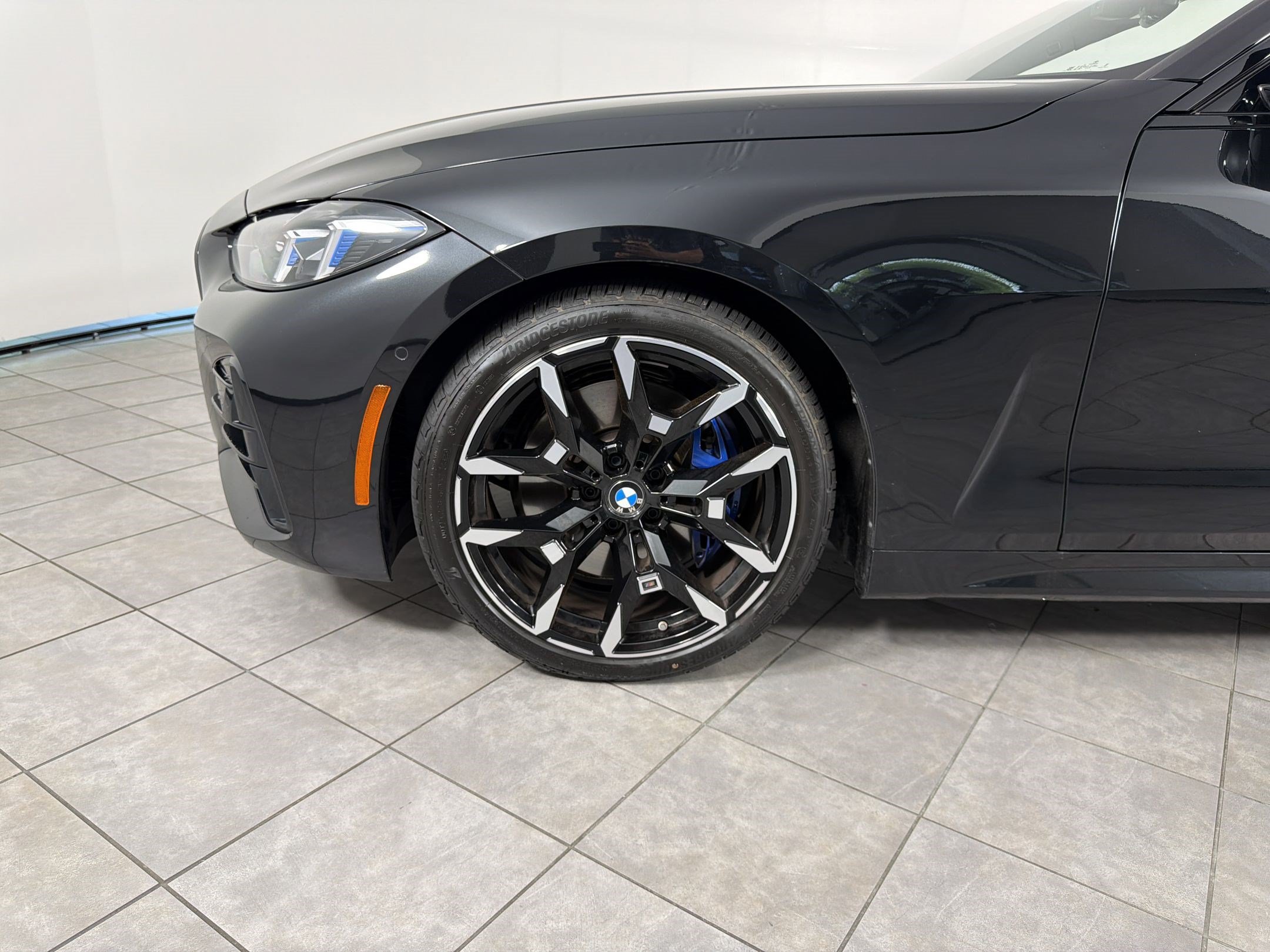 Used 2026 BMW M440i Convertible RWD image 12