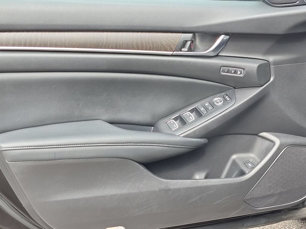Used 2021 Honda Accord EX-L image 14