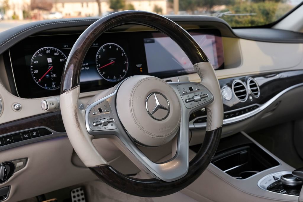 Used 2019 Mercedes-Benz S 560 4MATIC Sedan image 14