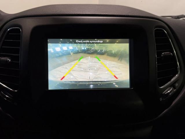 Used 2017 Jeep Compass Latitude w/ Popular Equipment Group image 19