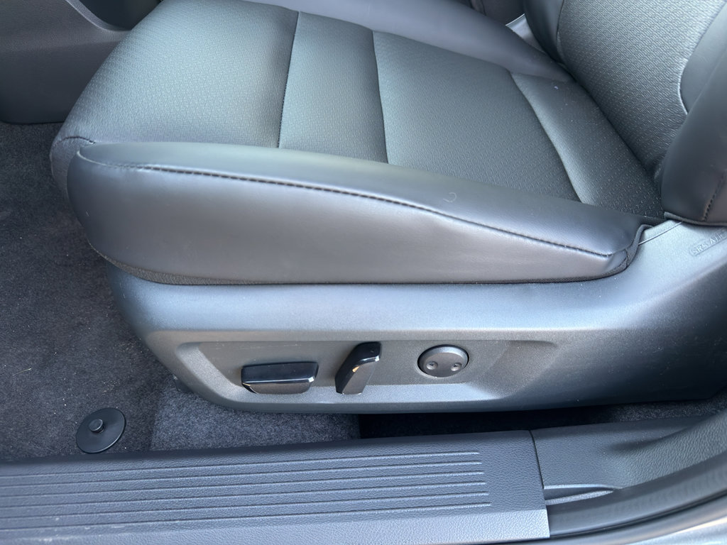 New 2026 Nissan Rogue SV AWD/4WD image 15